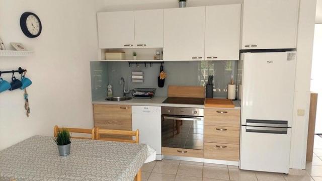Pinezici Apartman Niccole المظهر الخارجي الصورة