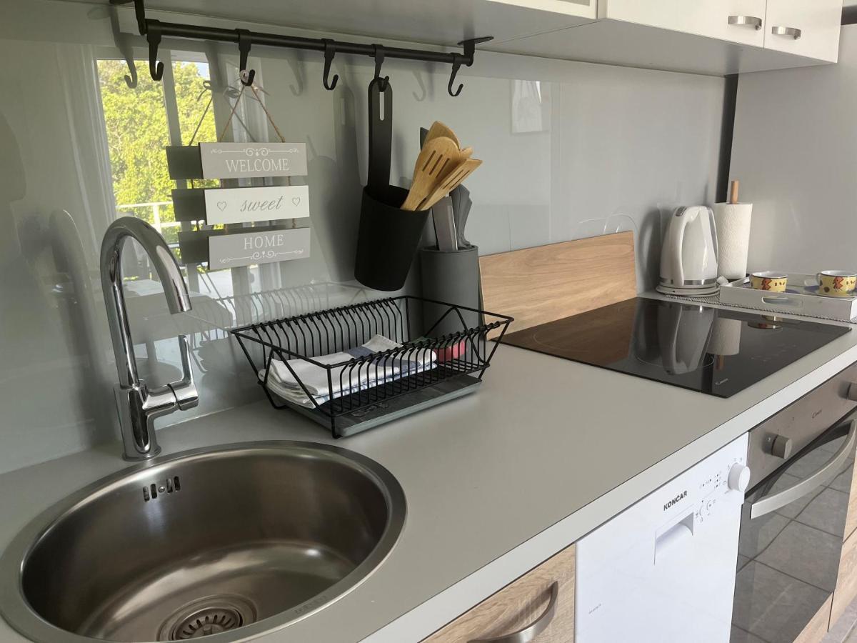 Pinezici Apartman Niccole المظهر الخارجي الصورة