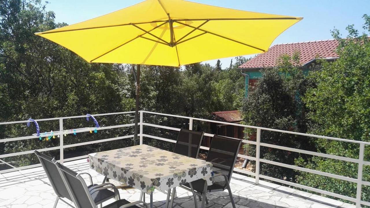 Pinezici Apartman Niccole المظهر الخارجي الصورة